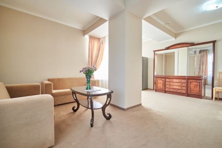 Люкс 2-местный 2-комнатный (корпус 4)